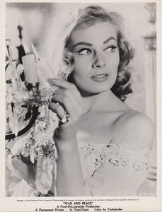 1955 Press Photo Beautiful Blonde Actress Anita Ekberg stars in "War and Peace" - Picture 1 of 2