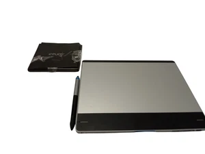 Wacom Intuos Pen and Touch Tablet Medium CTH-680 with Pen and Guide Unyested - Picture 1 of 10
