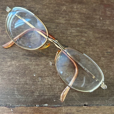 Anteojos Sophia Loren M100 Zyloware 183 50-18 monturas adornadas doradas Foto 1 de 4