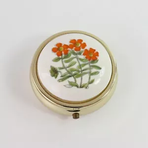 Vintage Porcelain Gold Plated Floral Round Trinket Pill Box, Italy - Foto 1 di 5