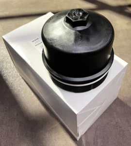 Genuine MAN Truck Oil Filter Housing Cover Lid OE 51055050017 - Picture 1 of 5