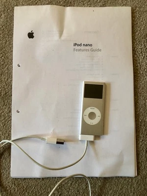 Apple iPod Nano 2nd Generation Silver (4GB) A1199 Working BATTERY DOESN'T HOLD - Image 1 of 4