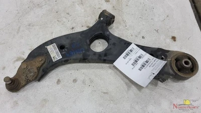 Braço de controle inferior dianteiro esquerdo Hyundai Santa Fe 2019 - Imagem 1 de 4