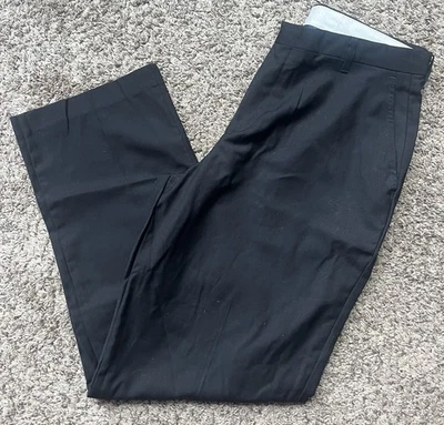 Traje de vestir negro Chaps para niños pantalones Husky 18 frente plano Foto 1 de 4