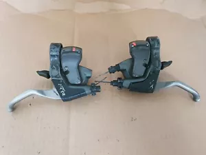Shimano XTR ST-M951 Combi Brake/Shifters 3x8 - Picture 1 of 4