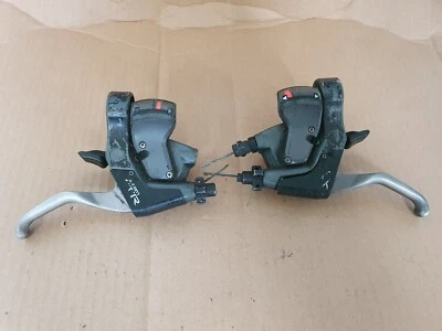 Shimano XTR ST-M951 Combi Brake/Shifters 3x8 - Image 1 of 4