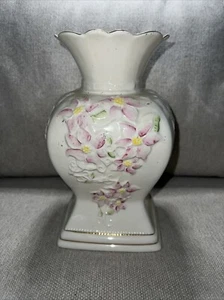 BELLEEK IRELAND Pink Floral 10" Vase in Pink Yellow Green. Gold trim. Excellent - Picture 1 of 8