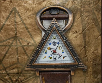 Freemason Design Secret Society Triangle Watch Triangle Case Quartz 34mm Vintage - Photo 1/4