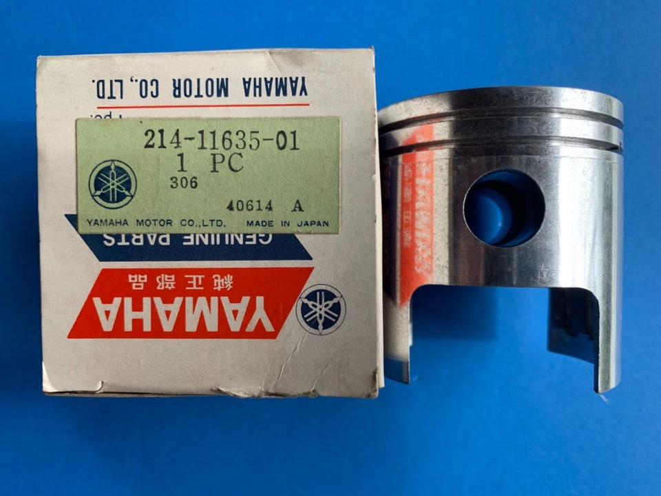 YAMAHA DT1 DT1E 250 DT1MX TD1 250 1968-71 214-11635-01-00 PISTON NOS .25mm OS - Image 1 of 1