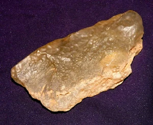 Lybisches Wüstenglas mit Cristobalit, Impaktit, 45,1g 77x38x15mm - Bild 1 von 8