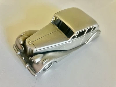 Danbury Mint UK 1:43 pewter 1950 Jaguar Mark V saloon  model car - Image 1 of 4