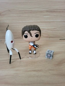 Funko Pop! Vinyl: Portal 2 Chell #243 and LED Talking Turret - Picture 1 of 23