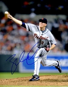 Signed 8x10 ZACK MINER Detroit Tigers Autographed photo - COA - Picture 1 of 1