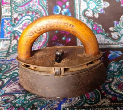 Siddons Old Cast Iron Complete With Insert  - Image 1 of 4