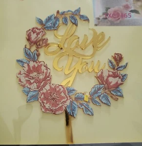 Love Cake Topper mit Blumenkranz, Gold Acryl, Kostenloser Versand aus NYC - Bild 1 von 1