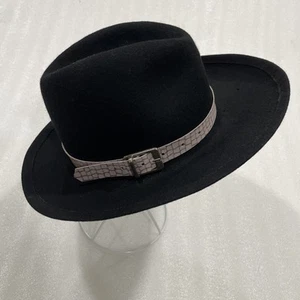 BETMAR Women's Black Felted Wool Fedora Hat Gray Faux Reptile band 21.5” - Picture 1 of 8