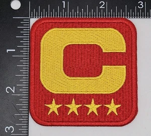Parche Capitán C 4 estrellas rojo/oro amarillo V2 - Imagen 1 de 2