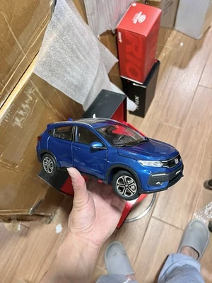 1: 18 比例 2015 ~ 2018 年本田 HRV XRV 爱琴海蓝色金属压铸模型汽车 — 第 1/4 张图片