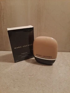 Marc Jacobs Shameless Youth Look 24 H Foundation SPF 25 1.1 fl oz (Light Med.) - Picture 1 of 1