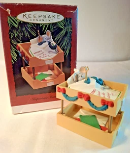 Vintage 1995 Hallmark Andenken Ornament WICHTIGES MEMO Maus Nickerchen in IN/OUT Tablett - Bild 1 von 8