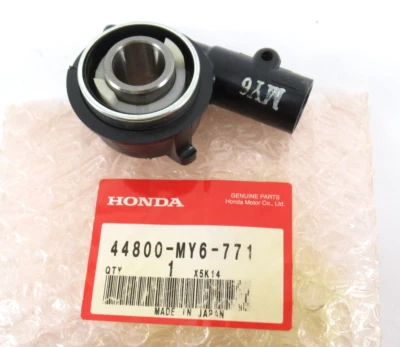 Genuine OEM Honda 44800-MY6-771 Speedometer Drive Gear 97-04 XR400R 93-00 XR600R - Image 1 of 4