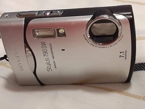 Olympus Foto- und Videokamera - Bild 1 von 14