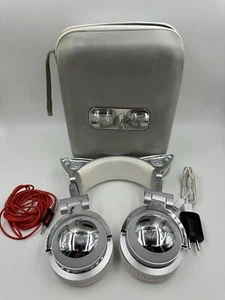 Auriculares inalámbricos Bluetooth edición limitada con Ariana Grande con estuche - Imagen 1 de 7