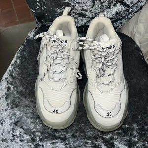 Balenciaga Triple S Sneakers 39/ UK 6.5 RRP £825 Ladies Authentic - Picture 1 of 8