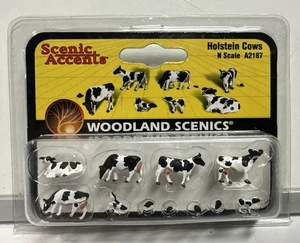 Woodland Scenics N Scale Holstein Cows Figures #2187 - Picture 1 of 4