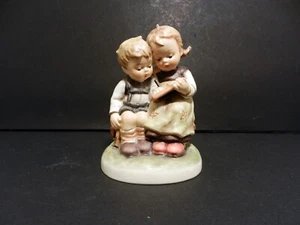 Figura Hummel/Goebel 1956 "The Smart Sister" 4 1/2" #346 TMK6 W.Alemania 3585 - Imagen 1 de 8