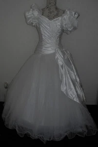 super Brautkleid Gr. 42 von Pronovias - Bild 1 von 12