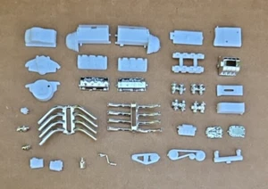 AMT 1/25 DOUBLE DRAGSTER, FIAT TOPOLINO ENGINE AND RELATED PARTS - Picture 1 of 3