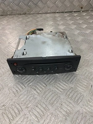 2002 RENAULT MEGANE STEREO RADIO CD PLAYER HEAD UNIT 8200483757 #2 - Image 1 of 4