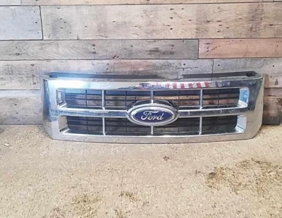 08-12 FORD ESCAPE FRONT UPPER GRILLE CHROME FINISH ASSEMBLY OEM - Image 1 of 4