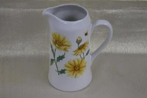 MAXCERA SUNFLOWER BEES SPRING COLLECTION CERAMIC PITCHER JAR - NEW - Picture 1 of 1