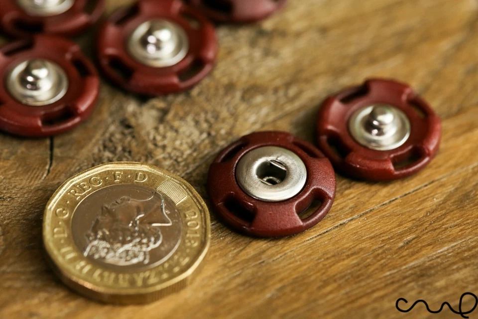 5 Pairs Brown Snap Metal Fastener Popper Press Studs Plastic Sewing Round 18mm - Image 1 of 4