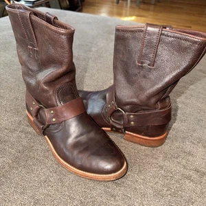 Frye Women's Brown Ankle Leather Harness Short Boots Biker Moto US 8 1/2 - Picture 1 of 10