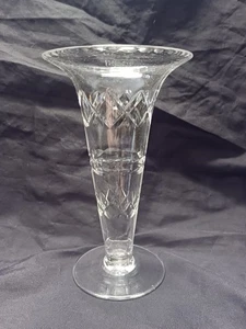 VINTAGE ENGLISH HAND-CUT SIGNED HARBRIDGE 6" Trumpet CRYSTAL VASE EC - Picture 1 of 6