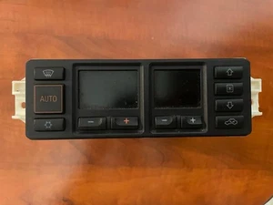 Audi 80 B4 Coupe 1995 2.0 Air Conditioning Control Unit 8A0820043F Petrol - Picture 1 of 3