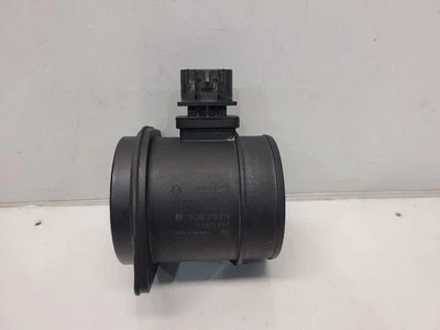 2009-11 Buick Enclave (3.6L / AT) Air Flow Meter  - Image 1 of 4
