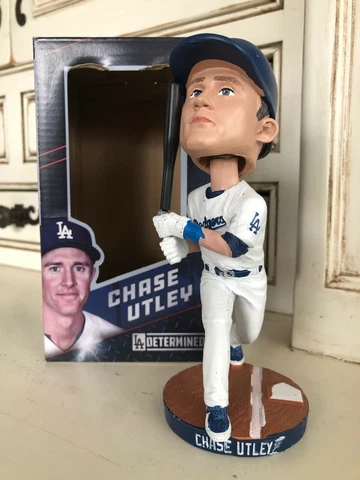 Bat Sits Funny EXACT BOBBLEHEAD ~ Chase Utley 2018 Los Angeles Dodgers SGA Cover