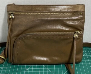 HOBO International CASSIE Tan Leather Dual Zip Adjustable Crossbody Bag Purse - Picture 1 of 11