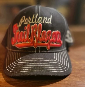 Portland Trail Blazers NBA Adidas Snap Script deletreado NBA Negro Rojo Talla Única - Imagen 1 de 5