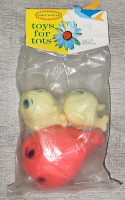 Vintage Baby World Toys For Tots 5617 Hard Plastic Fish Boat Toy New In Package - Image 1 of 4