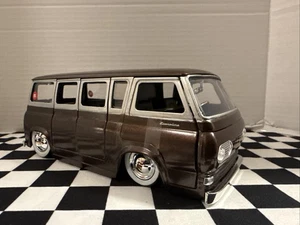 JADA 1/24 DIECAST CARS - Picture 1 of 5