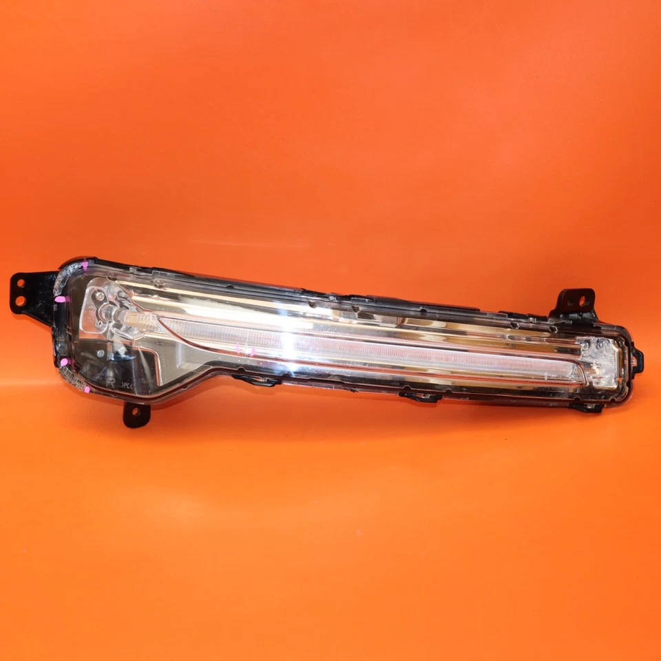 LINCOLN CORSAIR LUZ ANTINIEBLA PASAJERO DERECHO 2020 2021 2022 2023 2024 LJ7B-13K370-A Foto 1 de 4