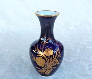 C.M. HUTSCHENREUTHER KOBALT PORCELAIN VASE GERMANY 605346 20.5CM - Picture 1 of 8