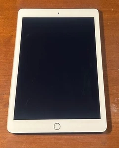 iPad Air 2 - Gold, Barely Used 16gb - Picture 1 of 3
