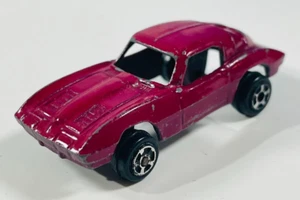Vintage Tootsie Toy Chicago Mini Car Purple '63 Vette Metal 1.75" - Picture 1 of 8