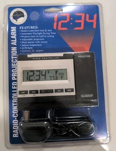 La Crosse Technology Projection Alarm Clock Radio Model WT-5720 New - Picture 1 of 3